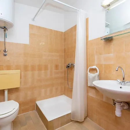 Luka Apartament Krilo