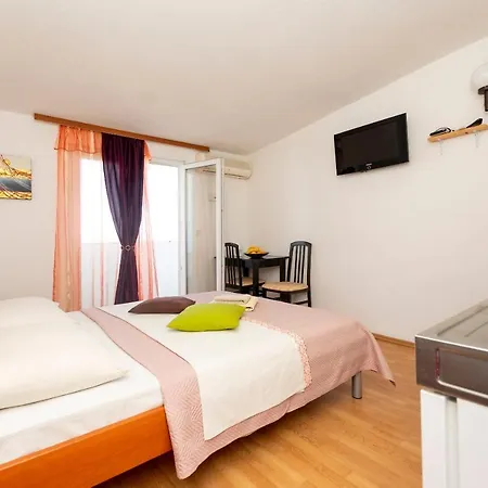 Luka Apartament Krilo